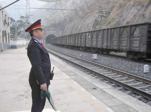 了解鐵路上的五大系統(tǒng)，車(chē)，機(jī)，工，電，輛崗位工作