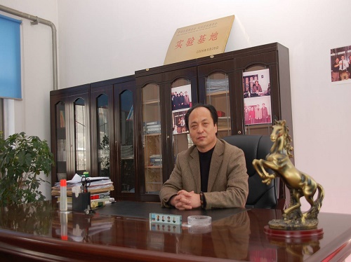 石家莊東華鐵路學(xué)校校長(zhǎng)是誰？