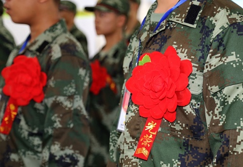 石家莊東華鐵路學(xué)校學(xué)生去當(dāng)兵保留學(xué)籍嗎？