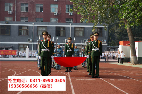 石家莊東華鐵路學(xué)校管得嚴(yán)嗎？