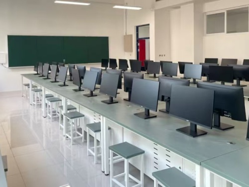 初中畢業(yè)男生學(xué)什么技術(shù)類專業(yè)好？