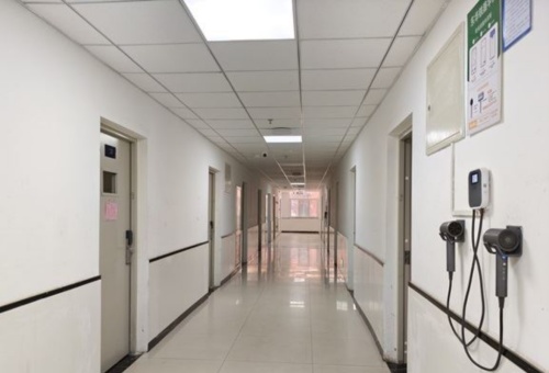 石家莊東華鐵路學(xué)校宿舍能洗澡嗎？